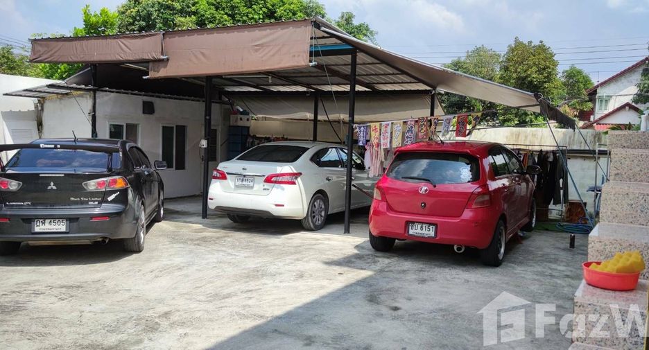 For sale 3 bedrooms house in Thawi Watthana, Bangkok