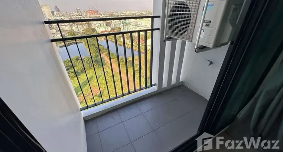 For sale 1 bed condo in Mueang Samut Prakan, Samut Prakan