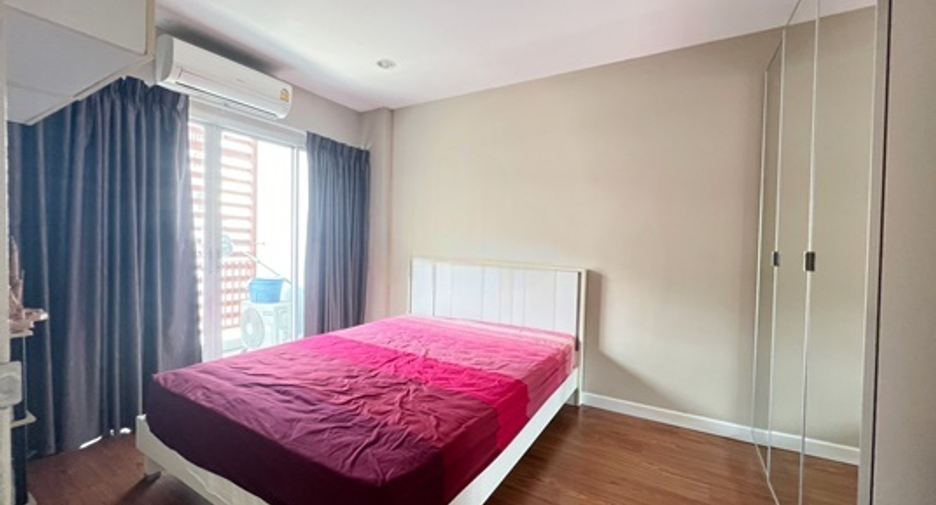 Reihenhaus zum Kauf mit 3 Zimmer in Bang Bon, Bangkok