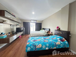 For sale 3 bedrooms townhouse in Bang Bon, Bangkok