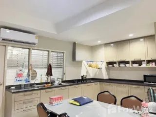 For sale 3 bedrooms townhouse in Bang Bon, Bangkok
