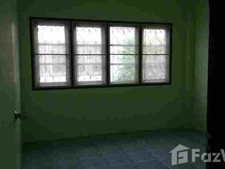 For rent 2 ベッドルーム townhouse in Mueang Chon Buri, Chonburi