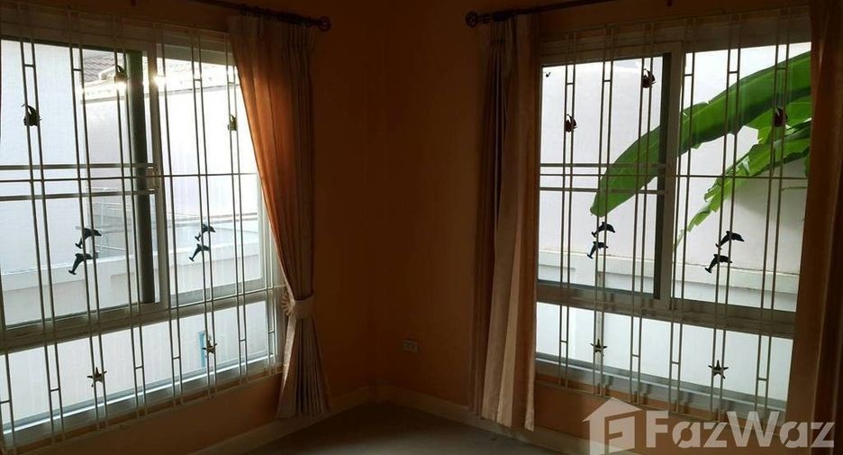 出售 3 卧室 独立屋 在 Mueang Nakhon Ratchasima, Nakhon Ratchasima