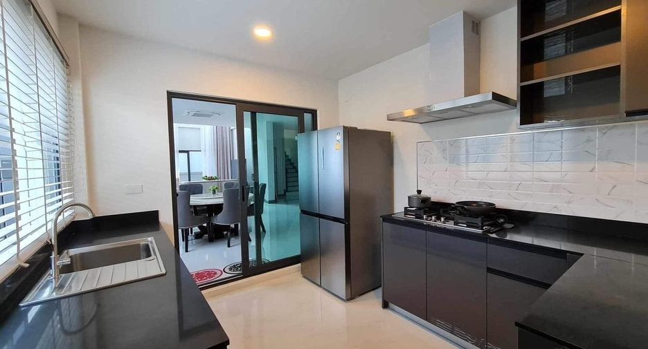 出售 4 卧室 独立屋 在 Bang Phli, Samut Prakan