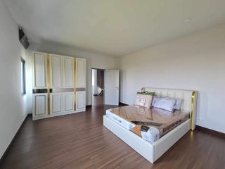 For sale 4 bedrooms house in Bang Phli, Samut Prakan