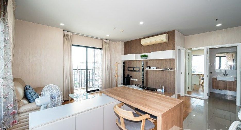 For sale 1 bed condo in Watthana, Bangkok