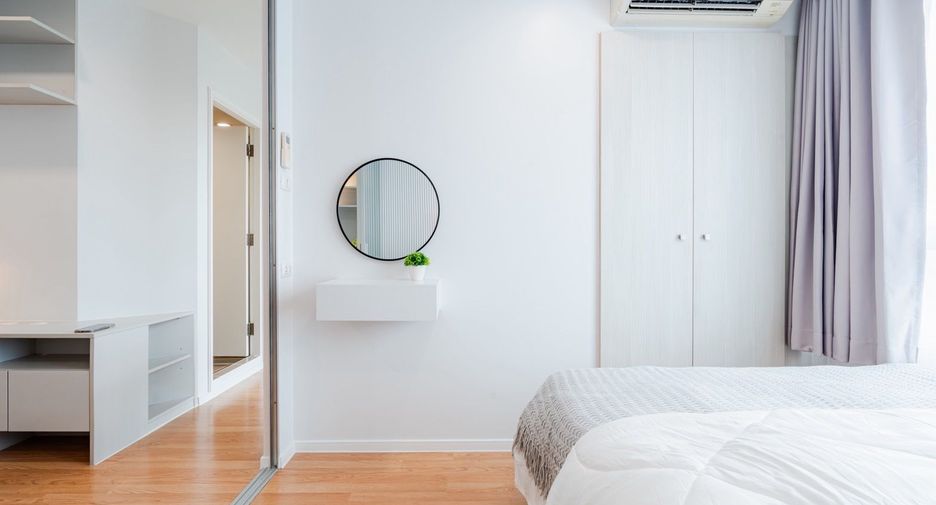 For sale 1 bed condo in Bang Kapi, Bangkok