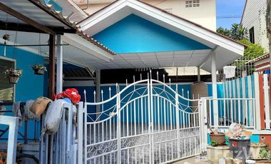 Casa adosada en venta y en alquiler de 3 habitaciones en Khlong Luang, Pathum Thani