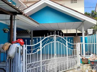 Reihenhaus zum Kauf und zur Miete mit 3 Zimmer in Khlong Luang, Pathum Thani