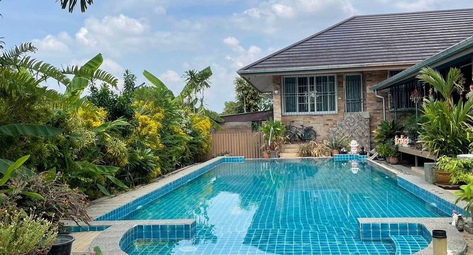 For sale 3 bedrooms house in Mueang Chiang Rai, Chiang Rai