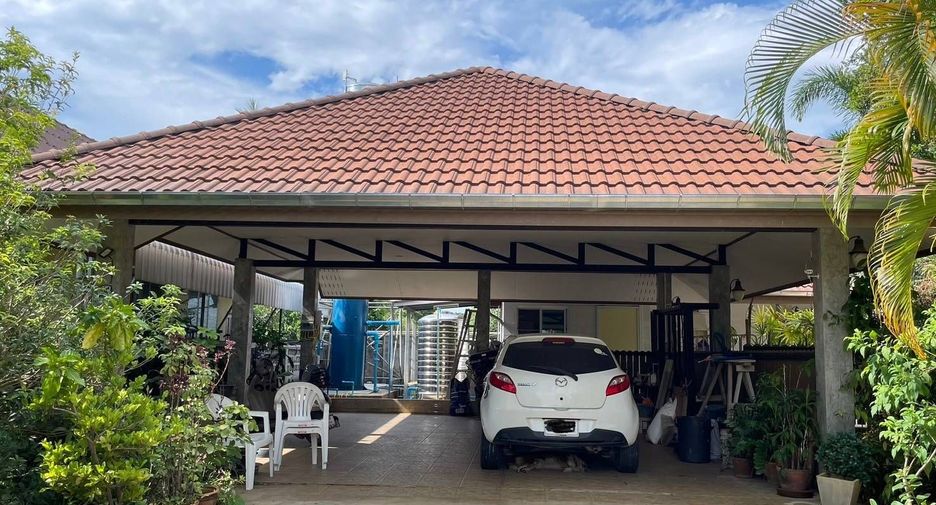 For sale 3 bedrooms house in Mueang Chiang Rai, Chiang Rai