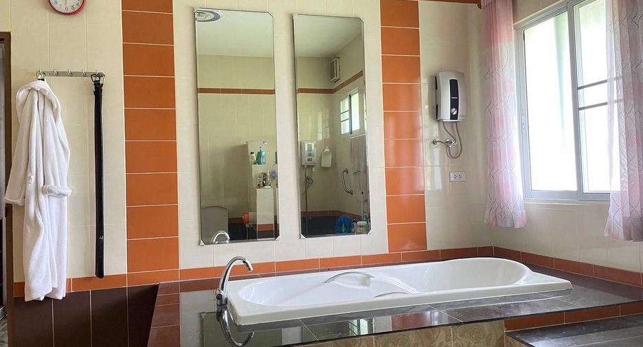 For sale 3 bedrooms house in Mueang Chiang Rai, Chiang Rai