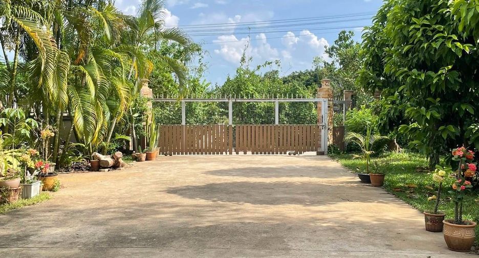For sale 3 bedrooms house in Mueang Chiang Rai, Chiang Rai