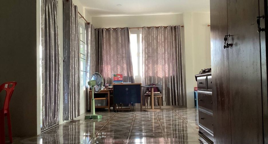 For sale 3 bedrooms house in Mueang Chiang Rai, Chiang Rai