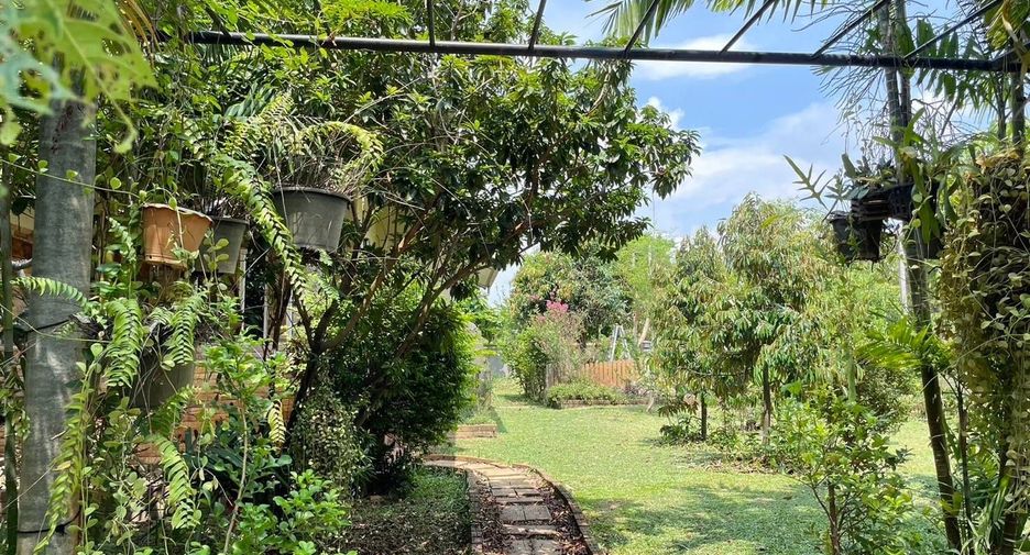 For sale 3 bedrooms house in Mueang Chiang Rai, Chiang Rai
