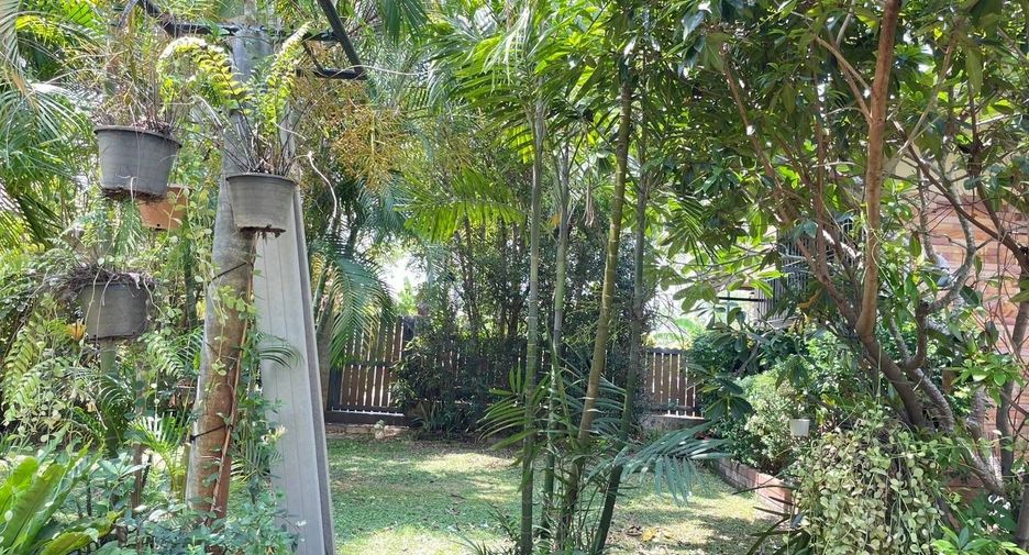 For sale 3 bedrooms house in Mueang Chiang Rai, Chiang Rai