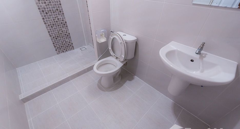 Reihenhaus zum Kauf mit 3 Zimmer in Ban Phaeo, Samut Sakhon