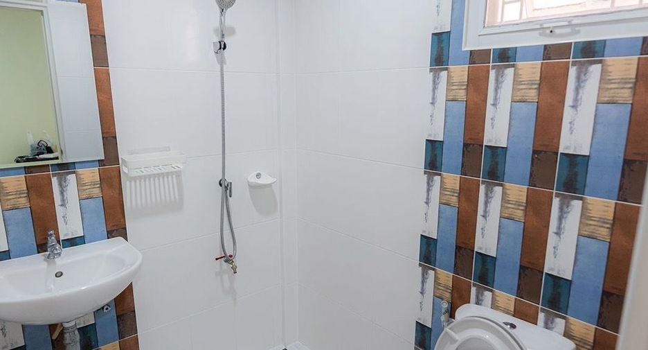Reihenhaus zum Kauf mit 3 Zimmer in Ban Phaeo, Samut Sakhon