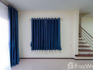 For sale 3 bedrooms townhouse in Ban Phaeo, Samut Sakhon