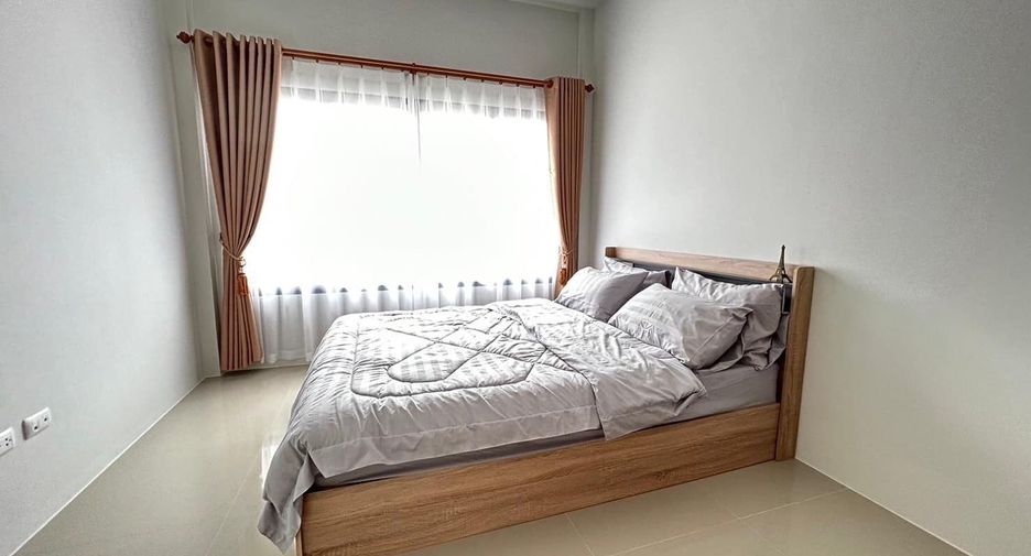 For sale 1 bed townhouse in Nikhom Phatthana, Rayong