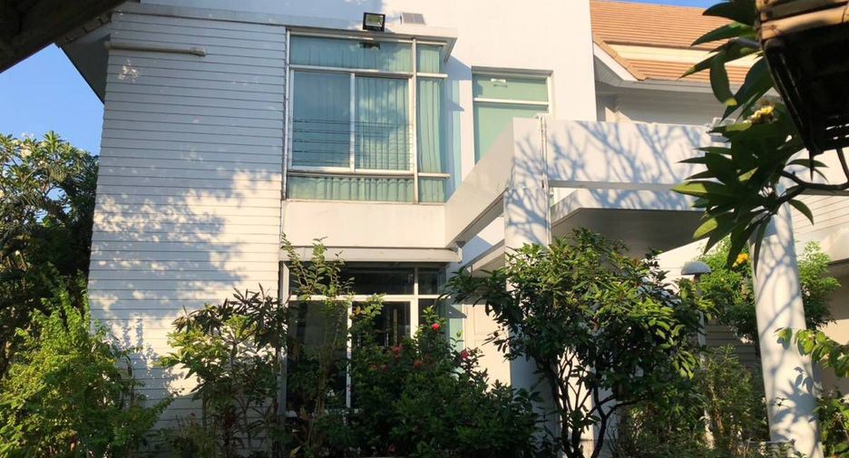 Casa en venta de 4 habitaciones en Khan Na Yao, Bangkok