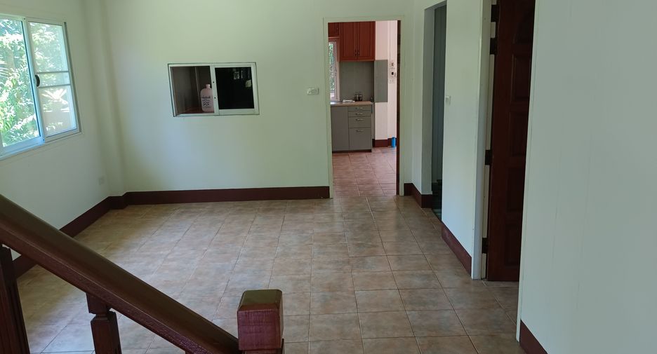 For sale 4 bedrooms house in Wiang Sa, Nan
