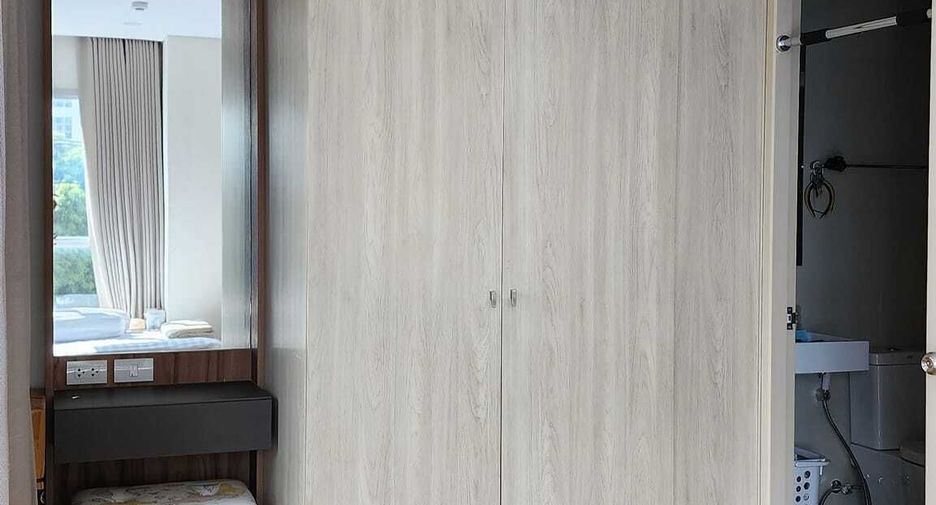 For sale 1 bed condo in Phaya Thai, Bangkok