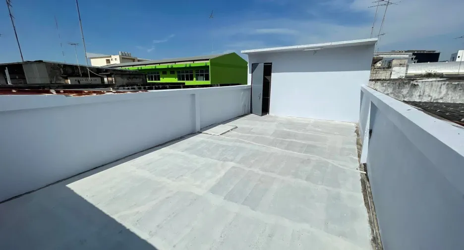 For rent 4 ベッドルーム townhouse in Mueang Chon Buri, Chonburi
