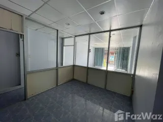 For rent 4 bedrooms townhouse in Mueang Chon Buri, Chonburi