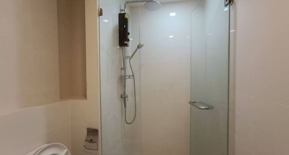 For sale 1 bed condo in Huai Khwang, Bangkok