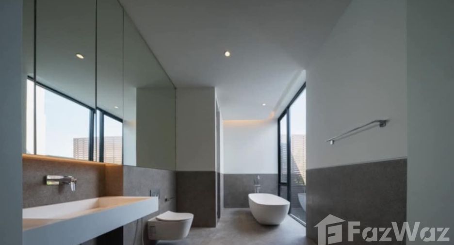 For sale 4 bedrooms house in Chatuchak, Bangkok