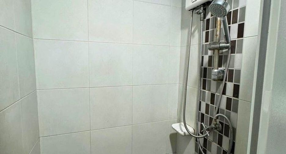 For sale 2 bedrooms condo in Khlong Toei, Bangkok