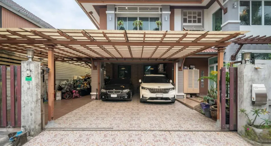 For sale 2 bedrooms villa in Bang Khen, Bangkok