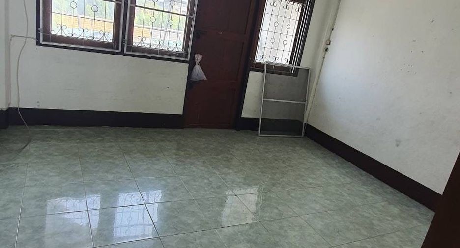 Reihenhaus zur Miete mit 2 Zimmer in Mueang Nakhon Pathom, Nakhon Pathom