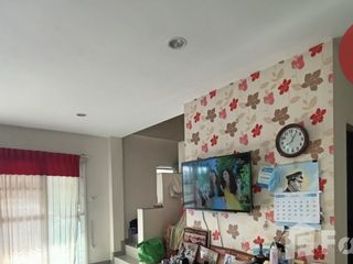 Casa en venta de 3 habitaciones en Phra Samut Chedi, Samut Prakan