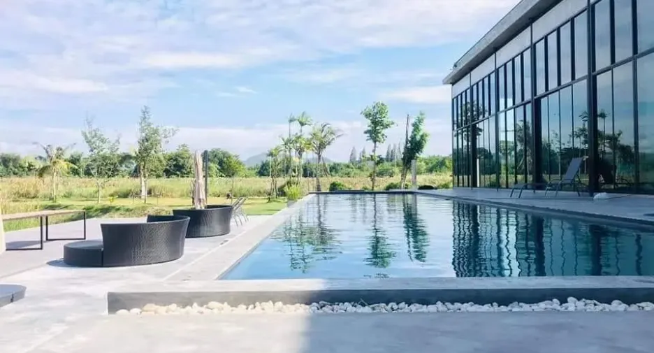 Villa en venta de 4 habitaciones en Mueang Prachuap Khiri Khan, Prachuap Khiri Khan