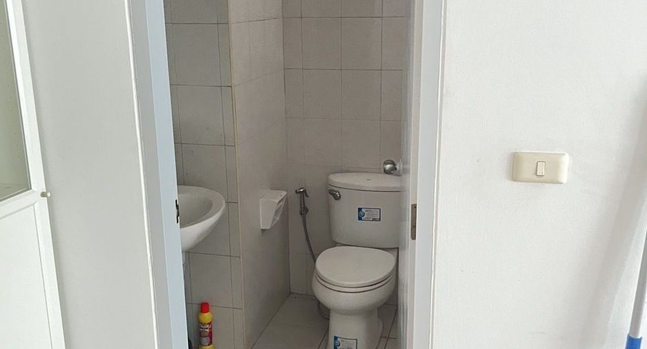 For sale 1 bed condo in Huai Khwang, Bangkok