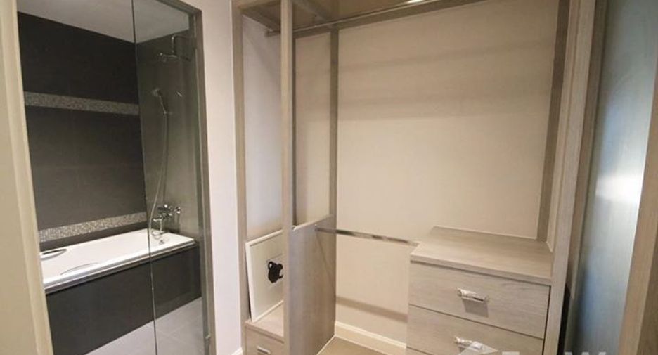 For sale 1 bed condo in Khlong Toei, Bangkok