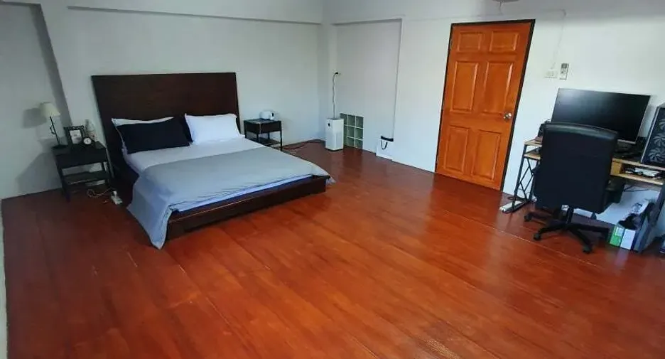 For sale 4 ベッドルーム townhouse in Bang Kruai, Nonthaburi
