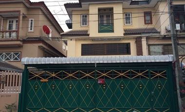 For sale 4 ベッドルーム townhouse in Bang Kruai, Nonthaburi