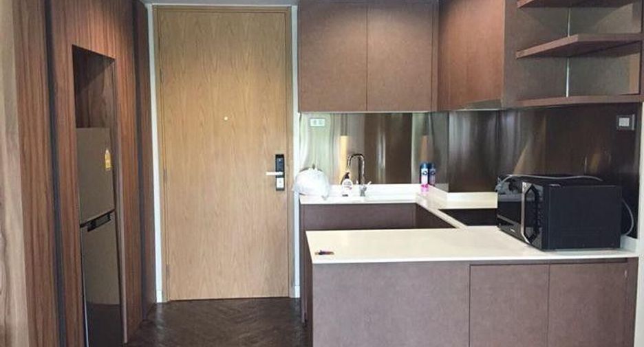 For sale 2 bedrooms condo in Watthana, Bangkok