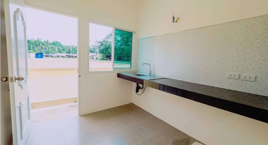 For sale 2 bedrooms house in Wiang Sa, Surat Thani
