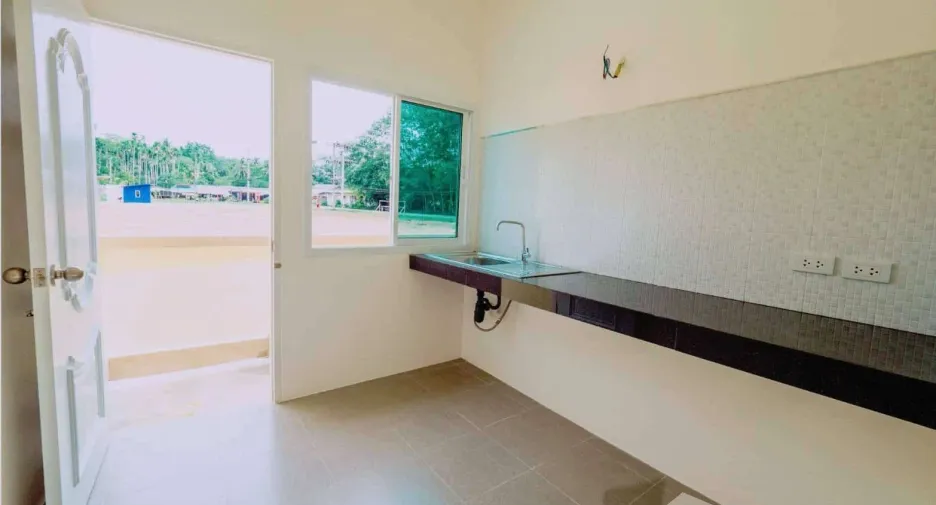 For sale 2 bedrooms house in Wiang Sa, Surat Thani