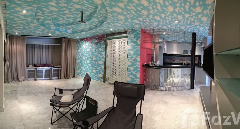Wohnung zum Kauf mit 2 Zimmer in Lat Phrao, Bangkok