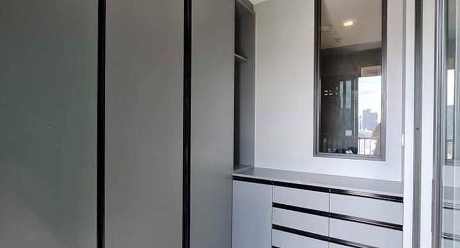 For sale 1 bed condo in Pathum Wan, Bangkok