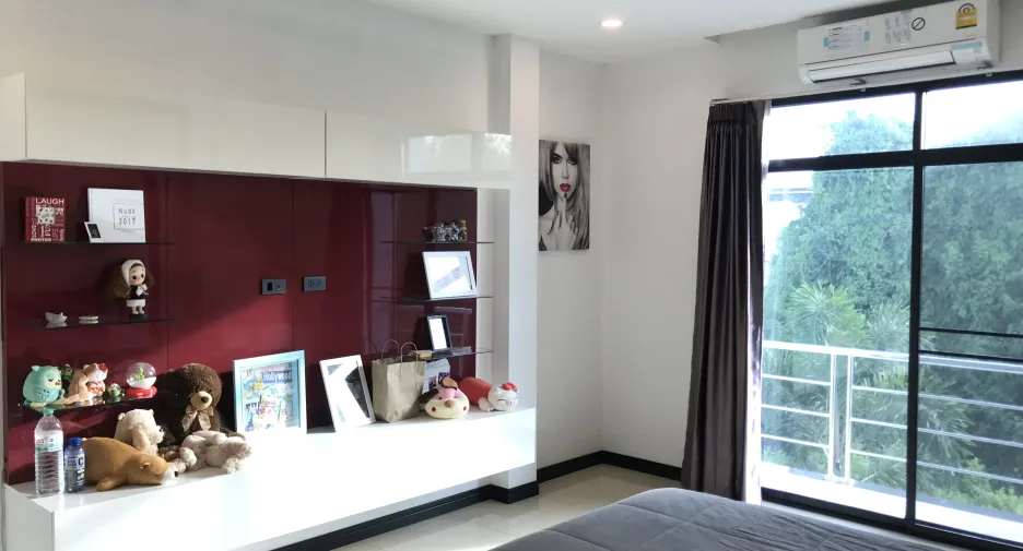 For sale 6 bedrooms house in Mueang Phitsanulok, Phitsanulok