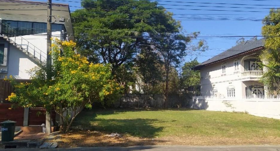 For sale land in Khan Na Yao, Bangkok