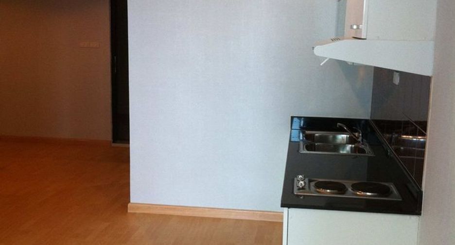 For sale 1 bed condo in Watthana, Bangkok