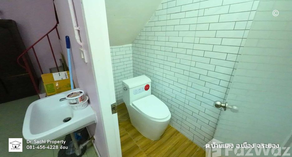Gewerbefläche zum Kauf mit 2 Zimmer in Mueang Rayong, Rayong