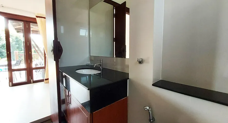 Villa zum Kauf mit 4 Zimmer in Klaeng, Rayong